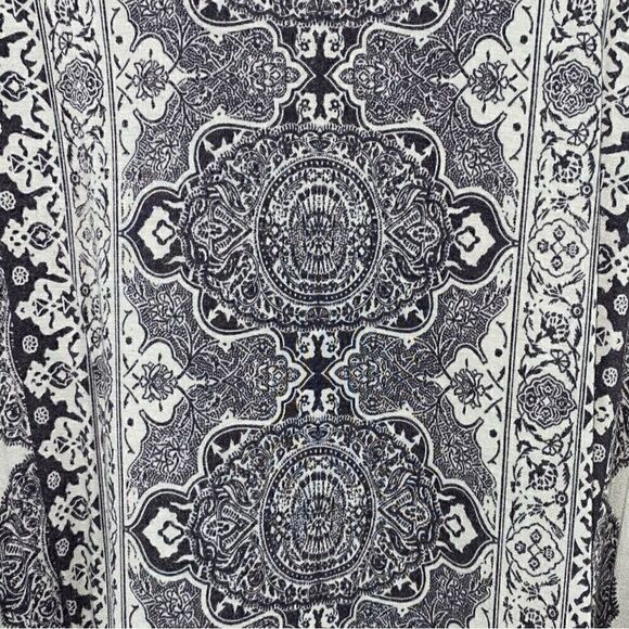 Rose & Olive Stretch Printed V-Neck Sleeveless Pullover Tank Top Gray Size Large - Picture 6 of 7